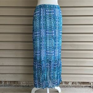 •Jaclyn Smith• Patterned Crinkle Skirt with Shimmer - Size XL